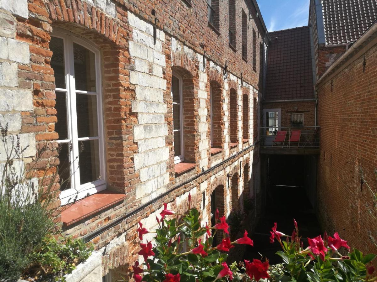 Le Renard D'Or Lägenhet Montreuil  Exteriör bild